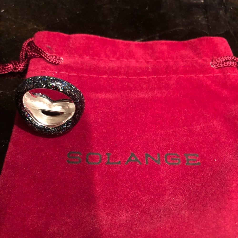 Solange Azagury Partridge Hotlips Amazon C… - Picture 5 of 8